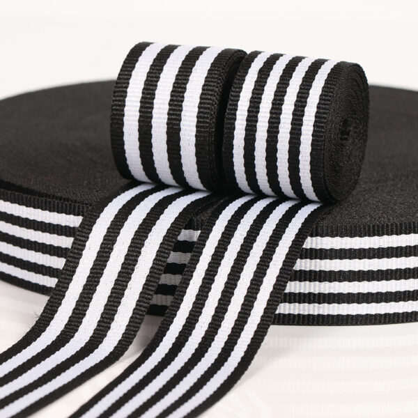 主图-02 Wholesale Black and White Stripe Polyester Webbing – High-Density Flat Grosgrain Trim for Clothing & Accessories