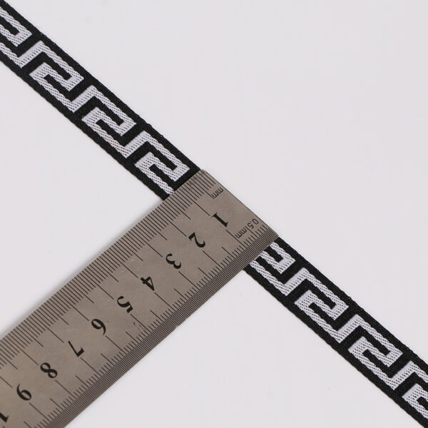 1.5–2cm Polyester Jacquard Ribbon – Maze & Great Wall Pattern Computer-Woven Decorative Trim