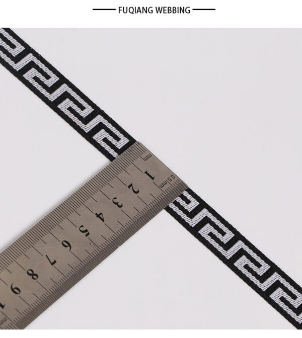 1.5–2cm Polyester Jacquard Ribbon – Maze & Great Wall Pattern Computer-Woven Decorative Trim