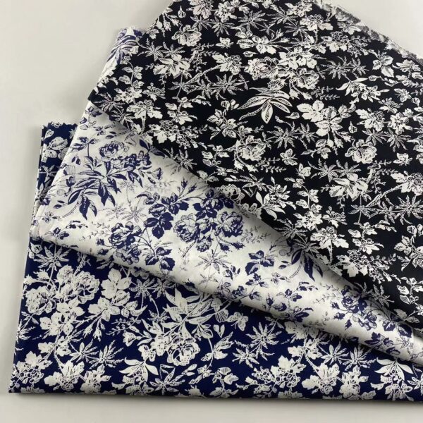 Cotton Black & White Leaf Print Fabric — Elegant Woven Material