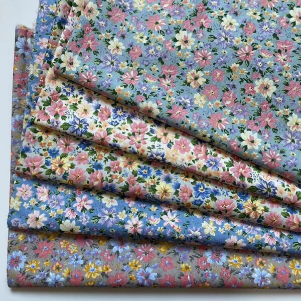 Cotton Poplin Printed Fabric – Small Floral Country Style for Dresses & Loungewear