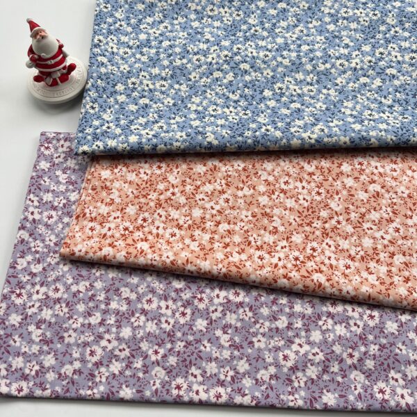 100% Cotton Reactive Printed Poplin Fabric — Pastoral Floral Pattern for Summer Dresses & Crafts