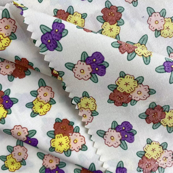 Pastoral Cotton Print Fabric – 60s Small Floral Design for Summer Dresses
