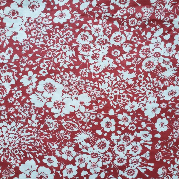 主图-02 Light Cotton Floral Poplin Fabric – 100% Cotton Printed Fabric for Summer Dresses & Kidswear