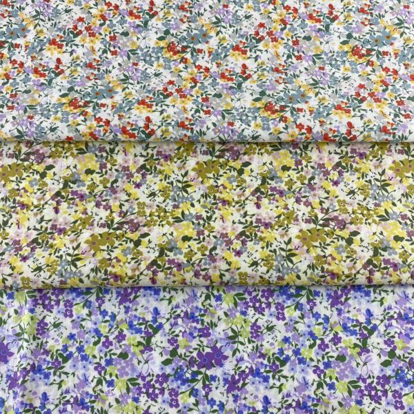 Country Style Floral Cotton Poplin Fabric – 100% Cotton Fabric for Dresses & Homewear Sewing