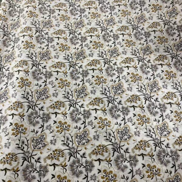 100% Cotton 60s Poplin Floral Printed Fabric — Soft Lightweight Summer Style