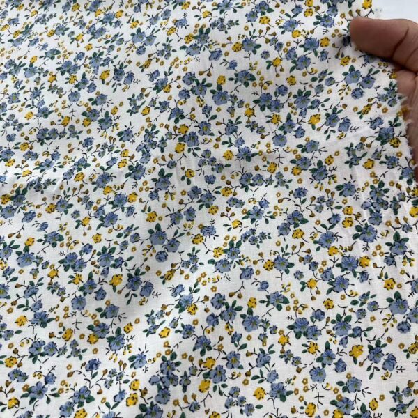 40s Cotton Poplin Fabric – Fresh Floral Print for Summer DIY Sewing