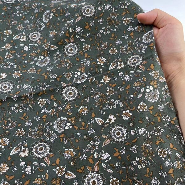 主图-03 40s Cotton Poplin Floral Fabric – Country Garden Print for Summer Sewing