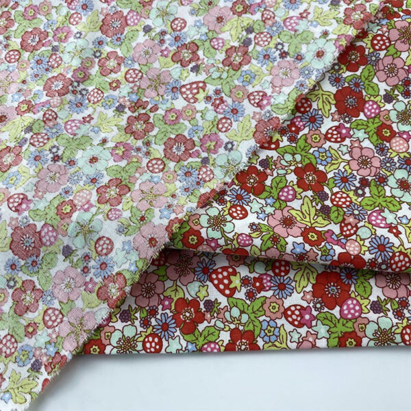主图-03 Soft Floral Printed Cotton Poplin Fabric – 100% Cotton Reactive Print for Apparel & Bedding