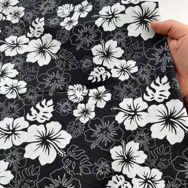 40s Cotton Poplin Fabric – Vintage Countryside Floral Print