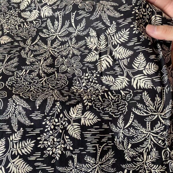 100% Cotton Poplin Printed Fabric — Lightweight Shirt & Shorts Cloth