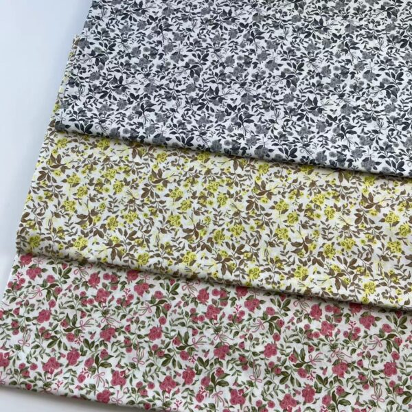 40s Cotton Poplin Printed Fabric – Vintage Country Floral for Summer Shirts & DIY Crafts