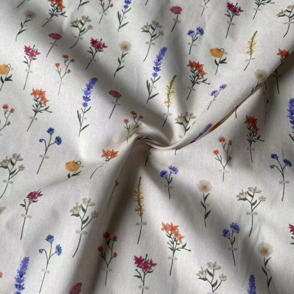Cotton Digital Printed Fabric – Fresh Floral Pattern for Dresses