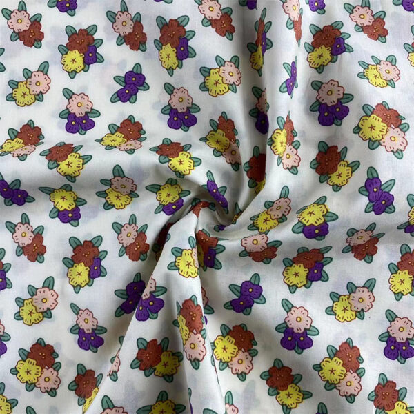 Pastoral Cotton Print Fabric – 60s Small Floral Design for Summer Dresses