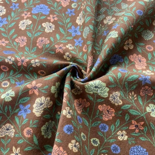 Country Floral Brushed Cotton Fabric – Warm Thickened Cotton for Jackets, Homewear & DIY Sewing