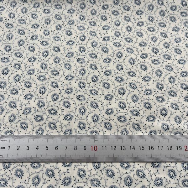 100% Cotton Reactive Printed Poplin Fabric — Country Floral Design for Summer Dresses & DIY Crafts