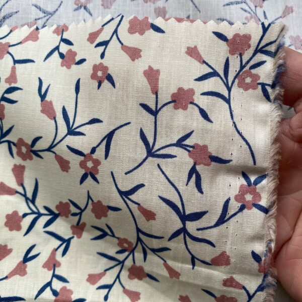 100% Cotton Reactive Printed Fabric — Small Floral Pattern