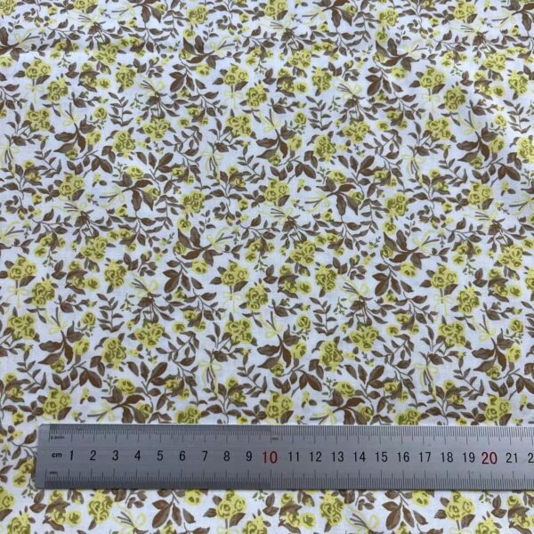 40s Cotton Poplin Printed Fabric – Vintage Country Floral for Summer Shirts & DIY Crafts