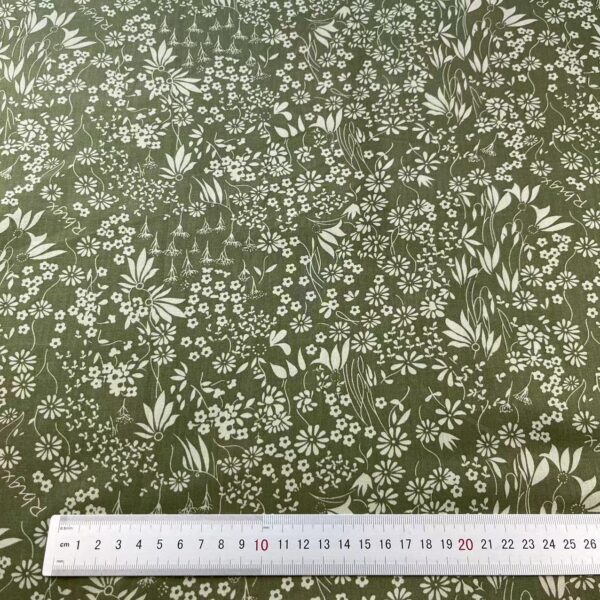 40s Cotton Poplin Floral Fabric – Vintage Meadow Print for Summer Apparel