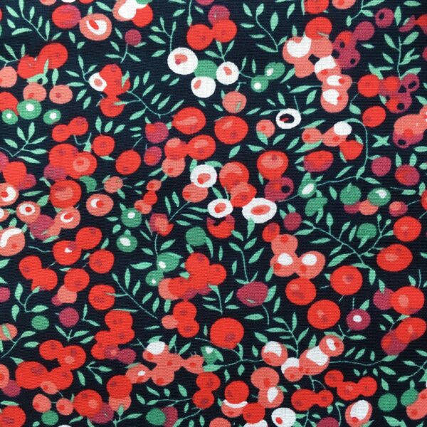 100% Cotton Fresh Plant Print Poplin Fabric — Summer Charm