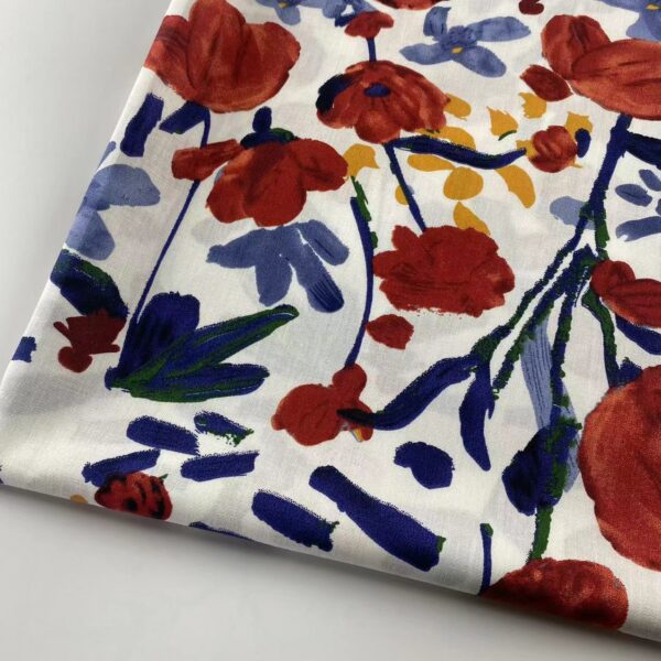 100% Cotton Botanical Printed Fabric — Pastoral Woven Cloth for Dresses & Skirts