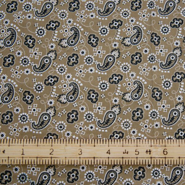 主图-15 100% Cotton Poplin Cartoon Floral Fabric — Soft Summer Print