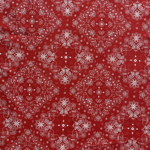 40s Cotton Poplin Paisley Printed Fabric — Soft & Breathable