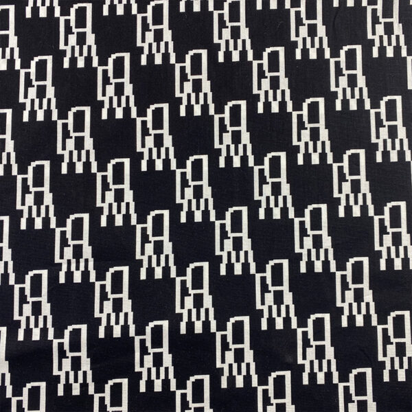 SKU-01-黑色 100% Cotton Reactive Print Plain Weave Fabric — Soft & Breathable Apparel Material