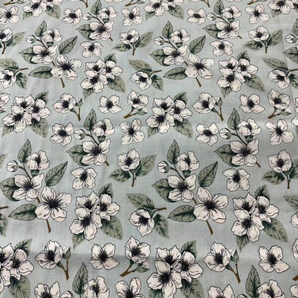 Floral Cotton Poplin Fabric for Women’s Dresses — Soft Reactive Print