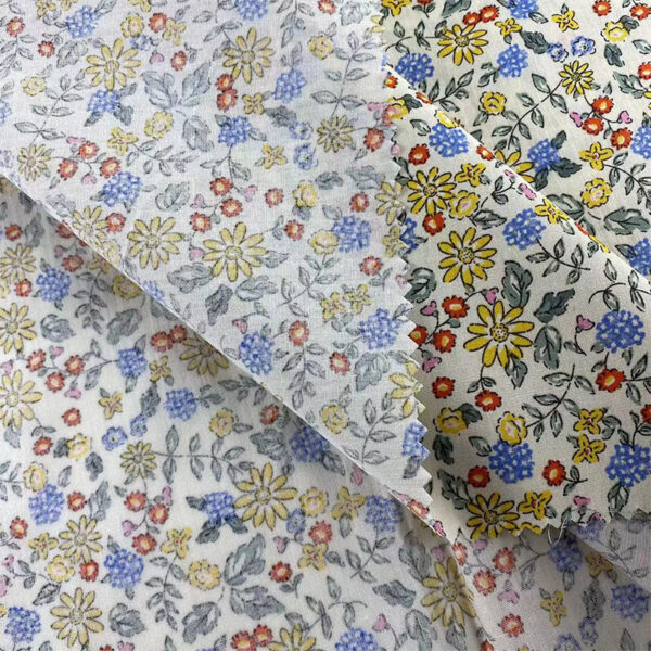 主图-02 100% Cotton Small Floral Printed Fabric — Lightweight & Breathable for Summer Apparel