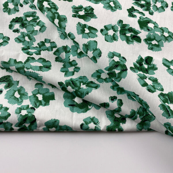 Floral Printed Cotton Fabric – 100% Cotton Plain Weave for Summer Dresses