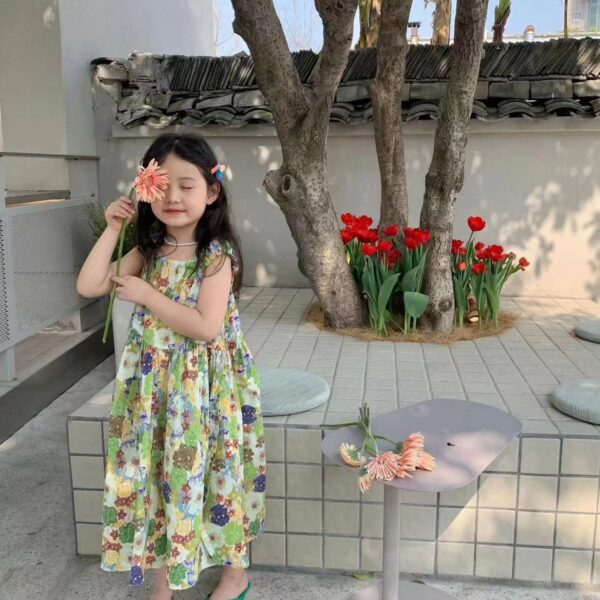 主图-03 Cotton Poplin Oil Painting Floral Fabric – Printed Fabric for Kidswear & Dresses