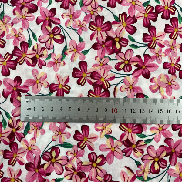 主图-03 Cotton Floral Print Fabric – Small Flower Design for Summer Dresses & Kidswear