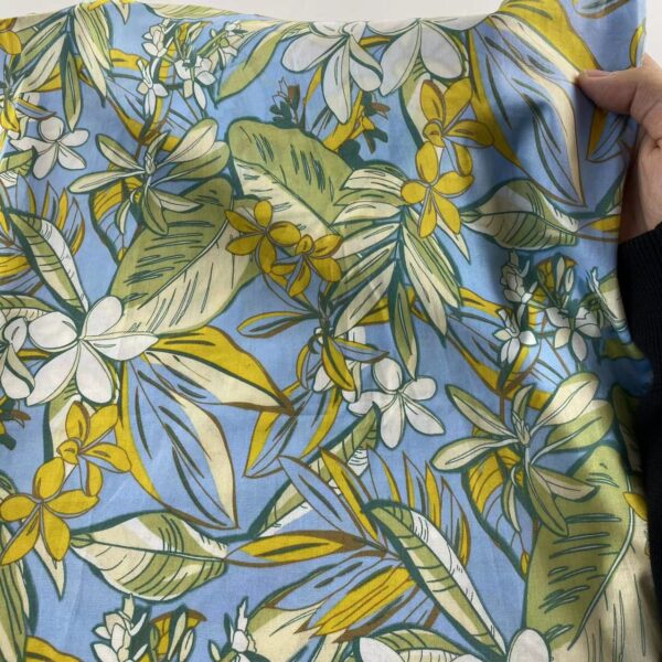 主图-03 Reactive Printed Cotton Poplin Fabric by the Yard for Dressmaking – 100% Cotton