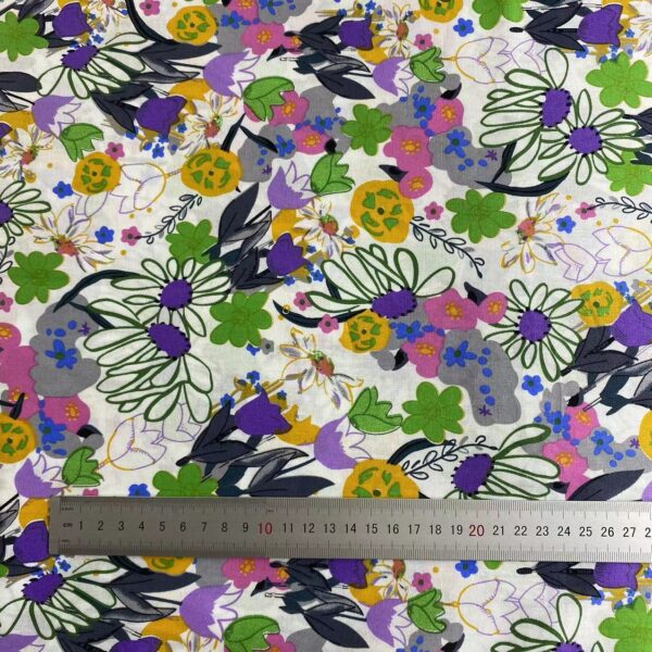 100% Cotton Poplin Spring Summer Floral Fabric — Light Apparel Use
