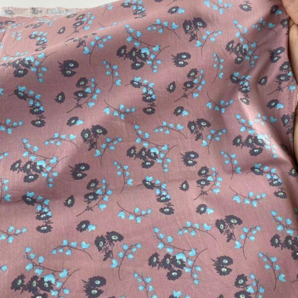 100% Cotton Reactive Printed Floral Fabric — Smooth & Breathable Poplin