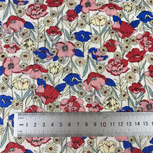 100% Cotton Pastoral Floral Printed Fabric — Soft, Breathable & Reactive-Dyed
