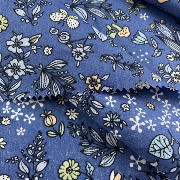 主图-04 Floral Cotton Poplin Fabric – 40s Reactive Print for Summer Dresses & DIY Projects