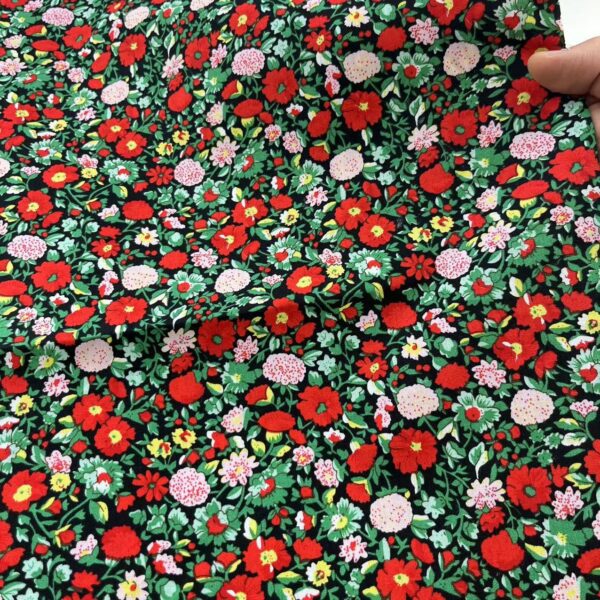 40s Pure Cotton Poplin Printed Fabric – Small Floral Pattern for Shirts, Bags & DIY Projects