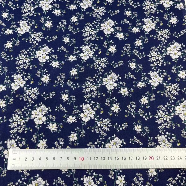 Country-Style Cotton Poplin Fabric — Mini Floral Print Material
