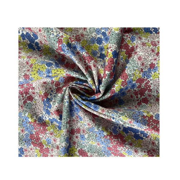 100% Cotton Pastoral Small Floral Reactive Printed Fabric — Soft & Breathable for Summer Apparel