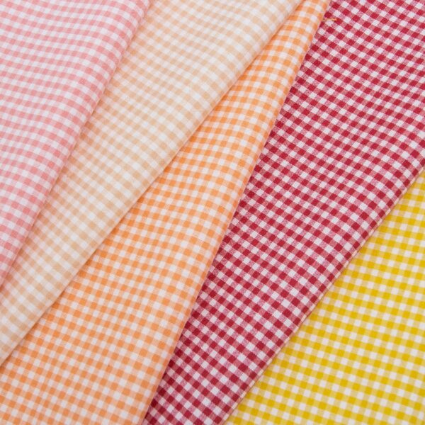 Poly Cotton Yarn-Dyed Check Fabric — Lightweight & Durable for Daily Wear