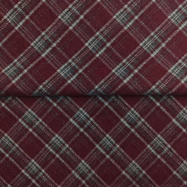 Polyester Rayon Knitted Jacquard Check Fabric — Elastic & Structured for Fall/Winter
