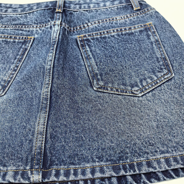 100% Cotton Heavyweight Raw Denim Fabric — Durable & Winter-Ready