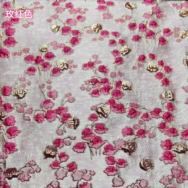 Yarn-Dyed Floral Jacquard Fabric — Lightweight & Elegant Texture