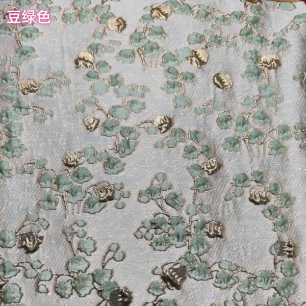 Yarn-Dyed Floral Jacquard Fabric — Lightweight & Elegant Texture