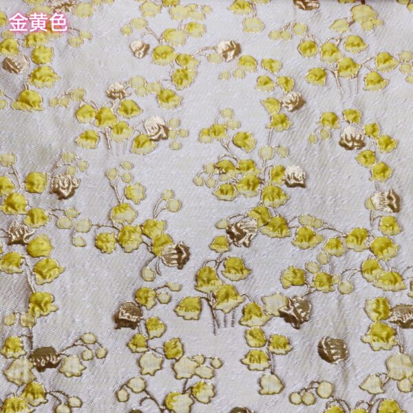 Yarn-Dyed Floral Jacquard Fabric — Lightweight & Elegant Texture