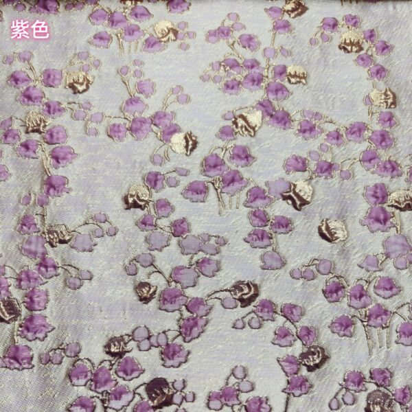 Yarn-Dyed Floral Jacquard Fabric — Lightweight & Elegant Texture