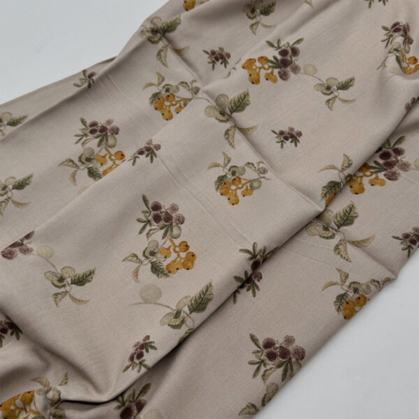 主图-47 100% Rayon Printed Cotton-Feel Fabric — Soft & Skin-Friendly Sleepwear Textile