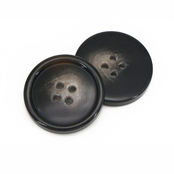 Shell Fine-Edge Shirt Button — Elegant & Natural Apparel Decoration